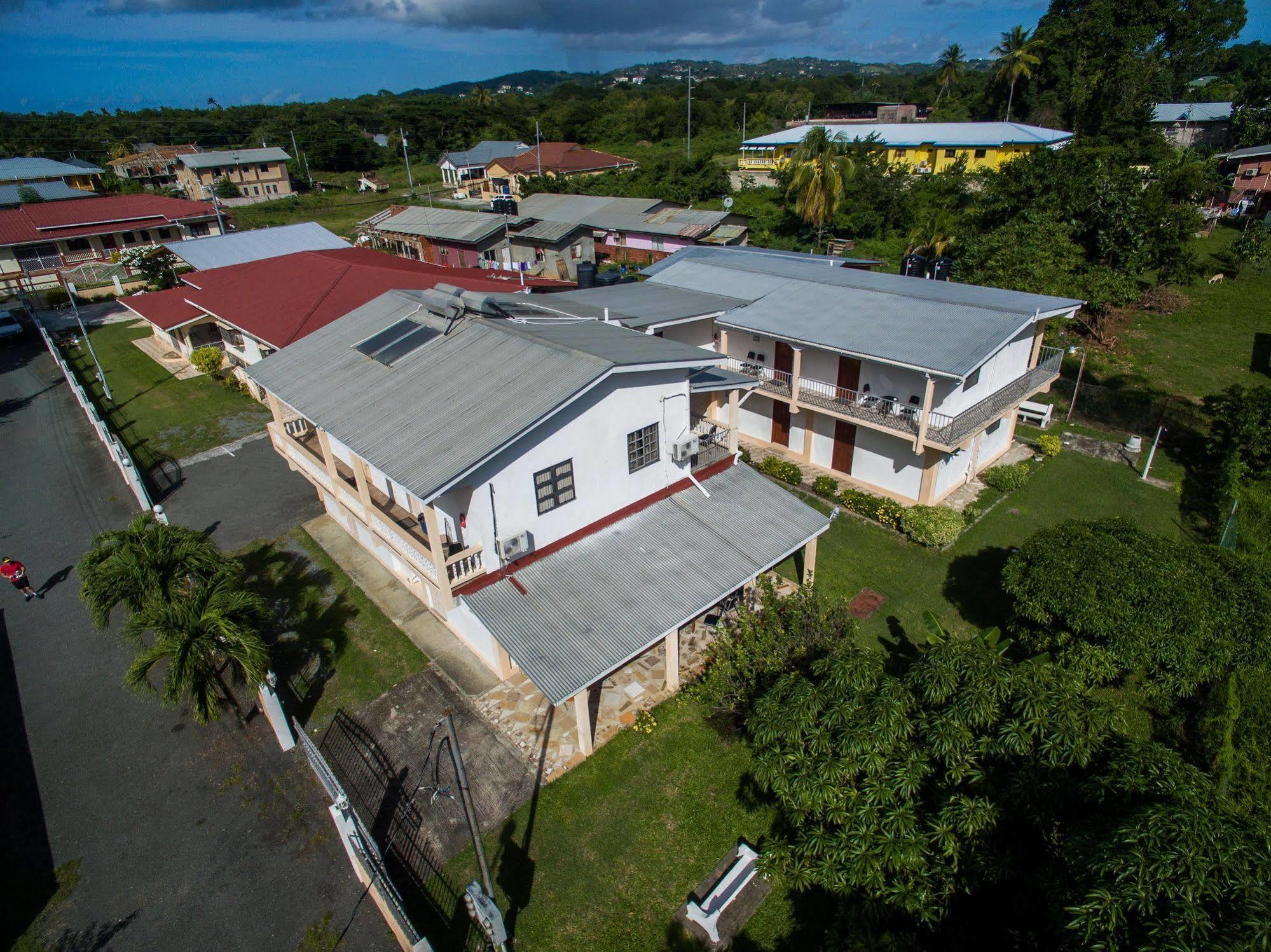 Lesville Tobago Canaan Buitenkant foto